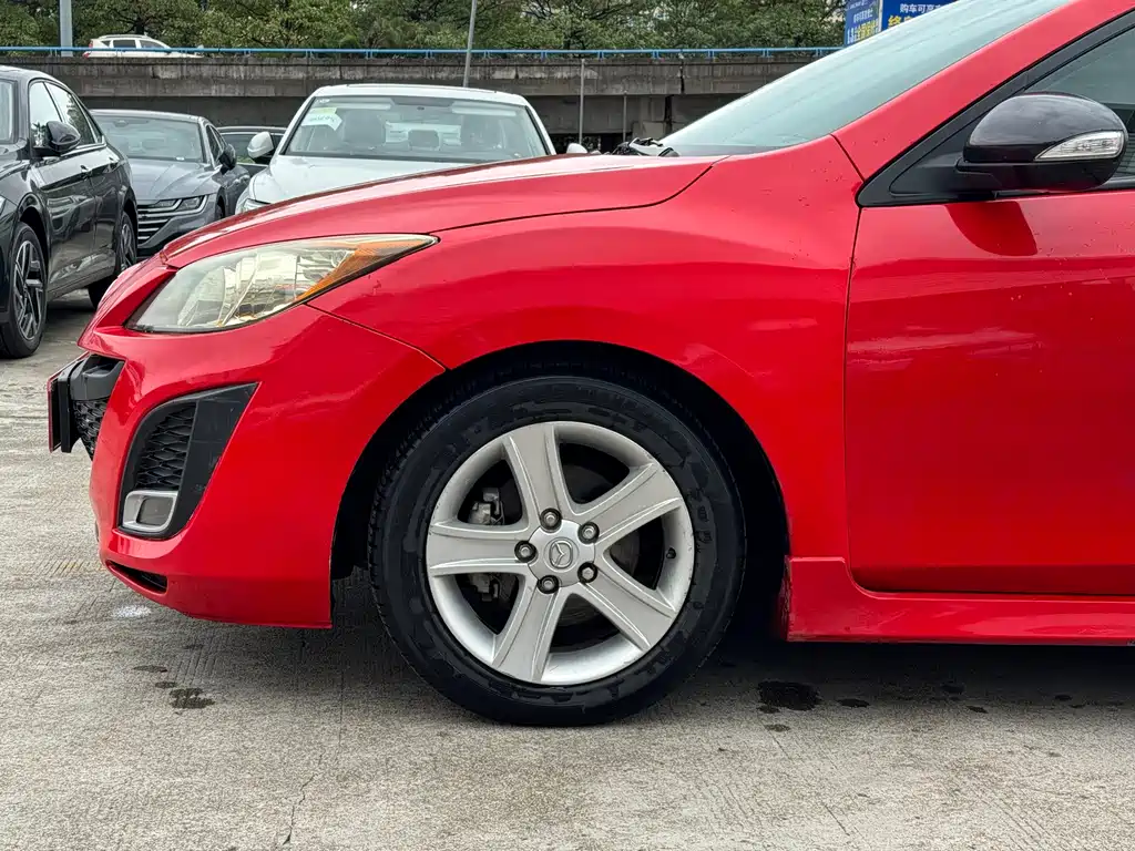 Mazda 3 Star 2012 hatchback 2.0L automatic luxury model купить на сайте DeffCars