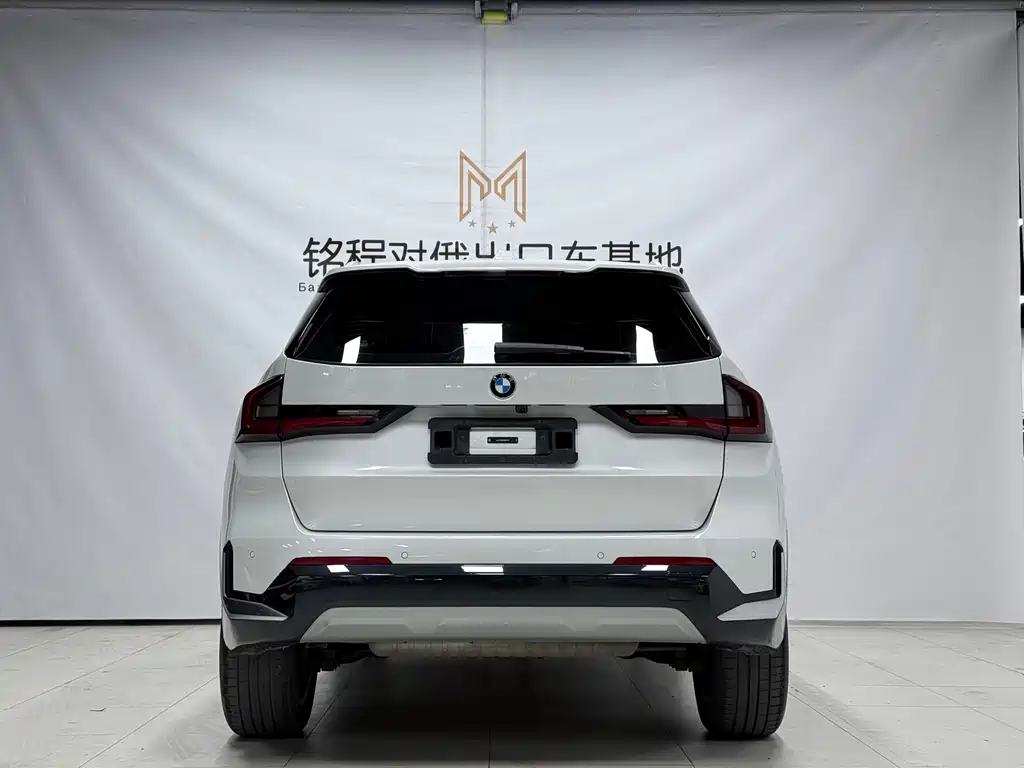 BMW X1 2023 sDrive20Li X Design Package купить на сайте DeffCars