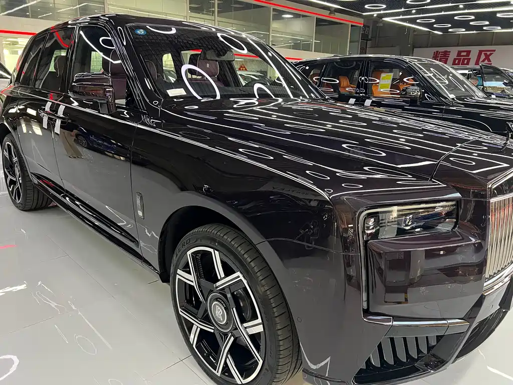 Cullinan 2024 Black Badge купить на сайте DeffCars