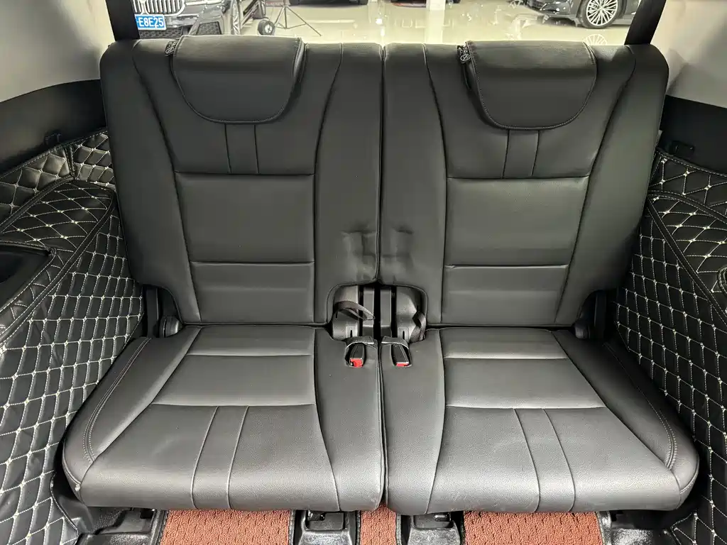 Trumpchi GS8 2017 320T 2WD Luxury Connected Edition (seven seats) купить на сайте DeffCars