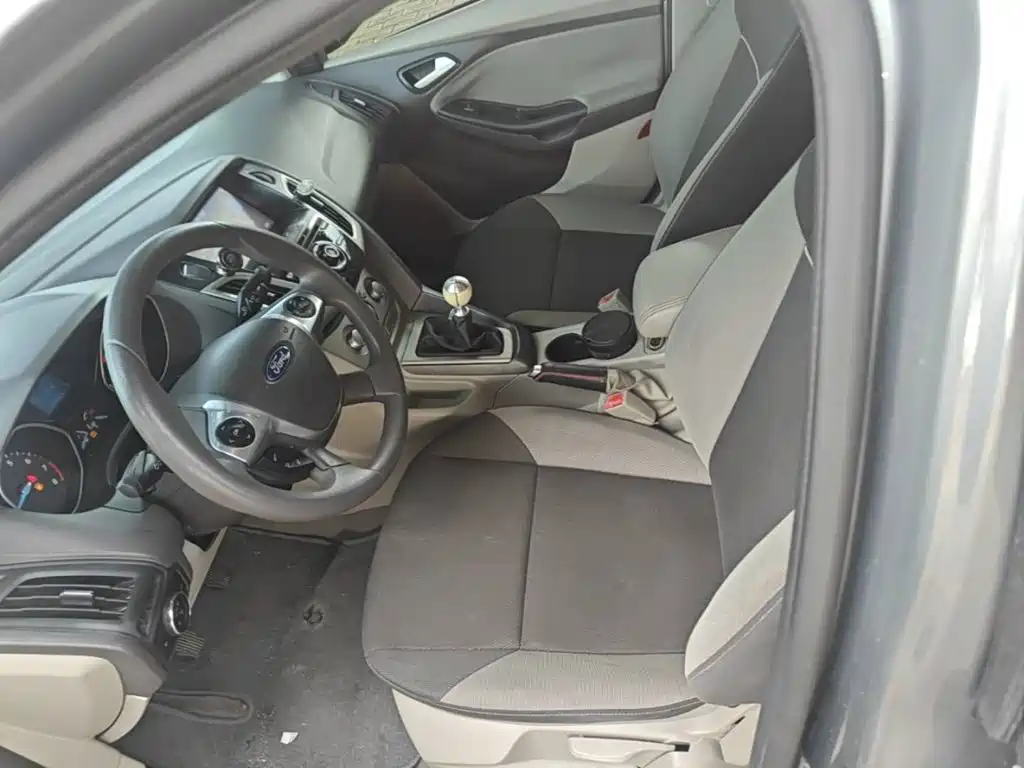 Focus 2012 sedan 1.6L manual comfort type купить на сайте DeffCars