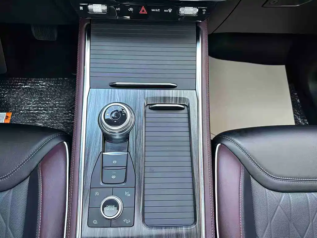 Explorer 2023 EcoBoost 285 four-wheel drive titanium version 7 seats купить на сайте DeffCars