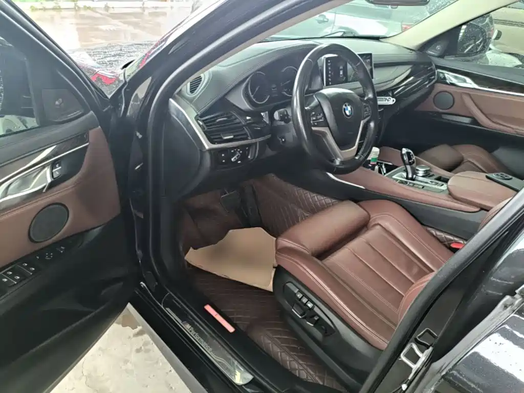 BMW X6 2018 xDrive28i купить на сайте DeffCars