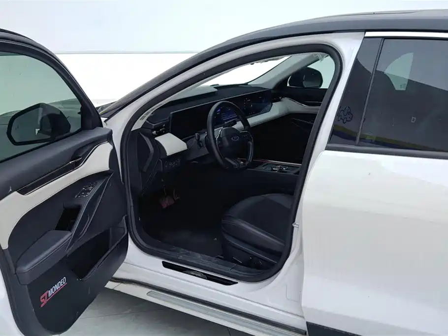 Mondeo 2022 EcoBoost 245 Luxury купить на сайте DeffCars