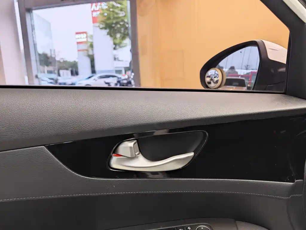 Kia K3 2019 1.5L CVT Smart Internet Edition купить на сайте DeffCars