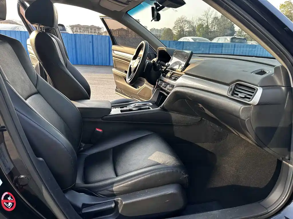 Accord 2018 Sharp · Hybrid 2.0L Edition Country VI купить на сайте DeffCars