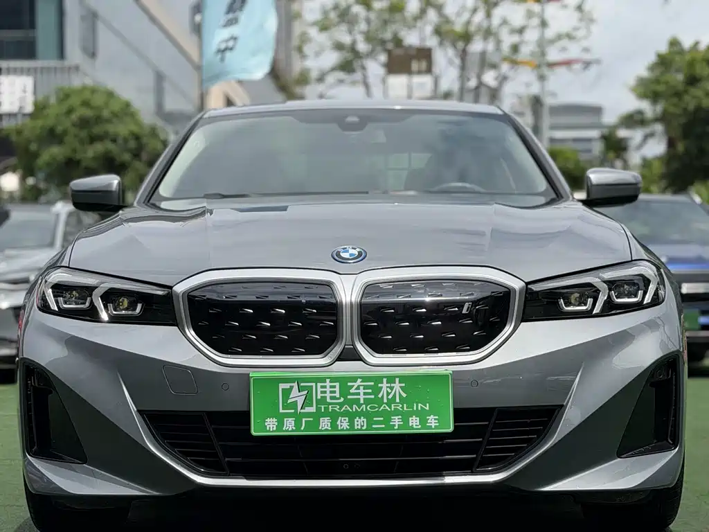 BMW i3 2022 eDrive 35 L купить на сайте DeffCars