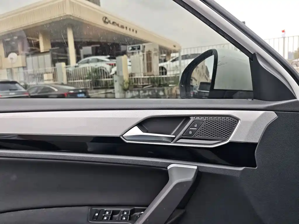 Tanyue 2020 330TSI two-wheel drive luxury intelligent version купить на сайте DeffCars