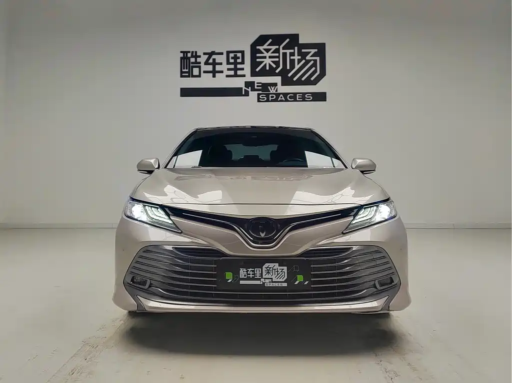 Camry 2019 facelift 2.5G Deluxe Edition купить на сайте DeffCars
