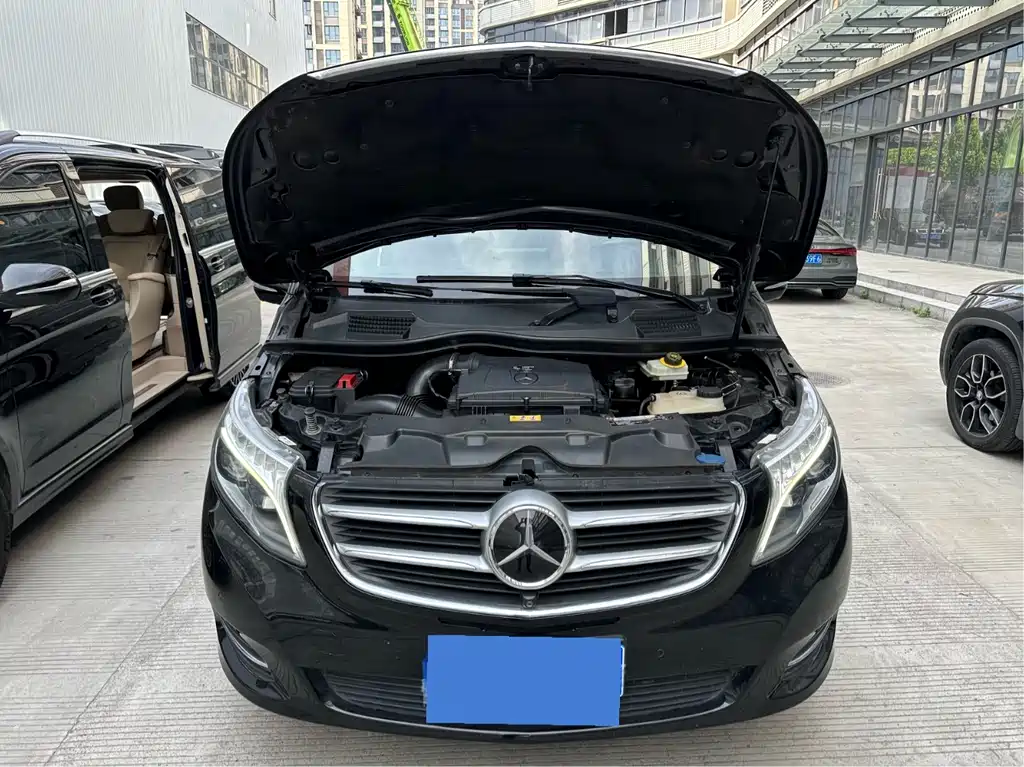 Mercedes-Benz V-Class 2017 V 260 L Premium Extended Edition купить на сайте DeffCars