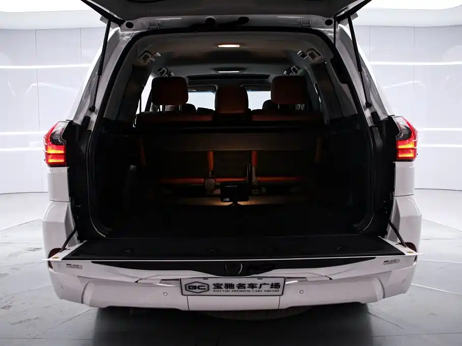 Lexus LX 2019 570 Dynamic Luxury Edition купить на сайте DeffCars