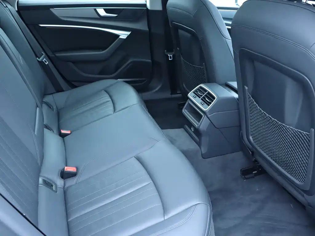 Audi A7 2021 40 TFSI luxury model купить на сайте DeffCars