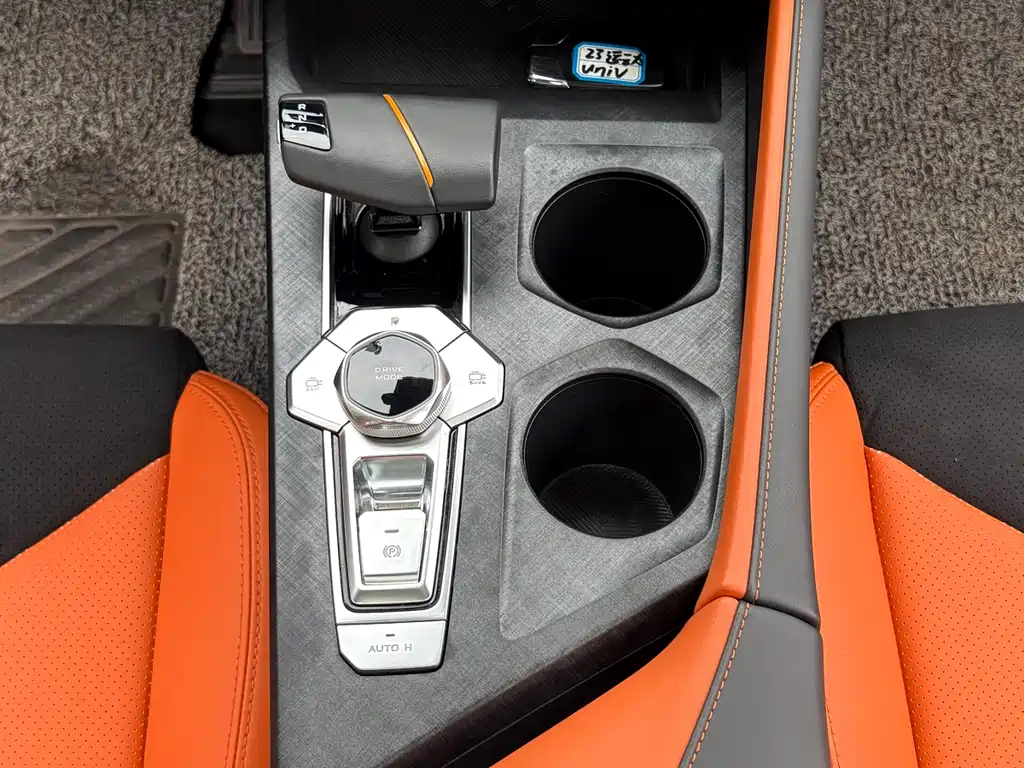 Changan UNI-V 2023 1.5T sports version купить на сайте DeffCars