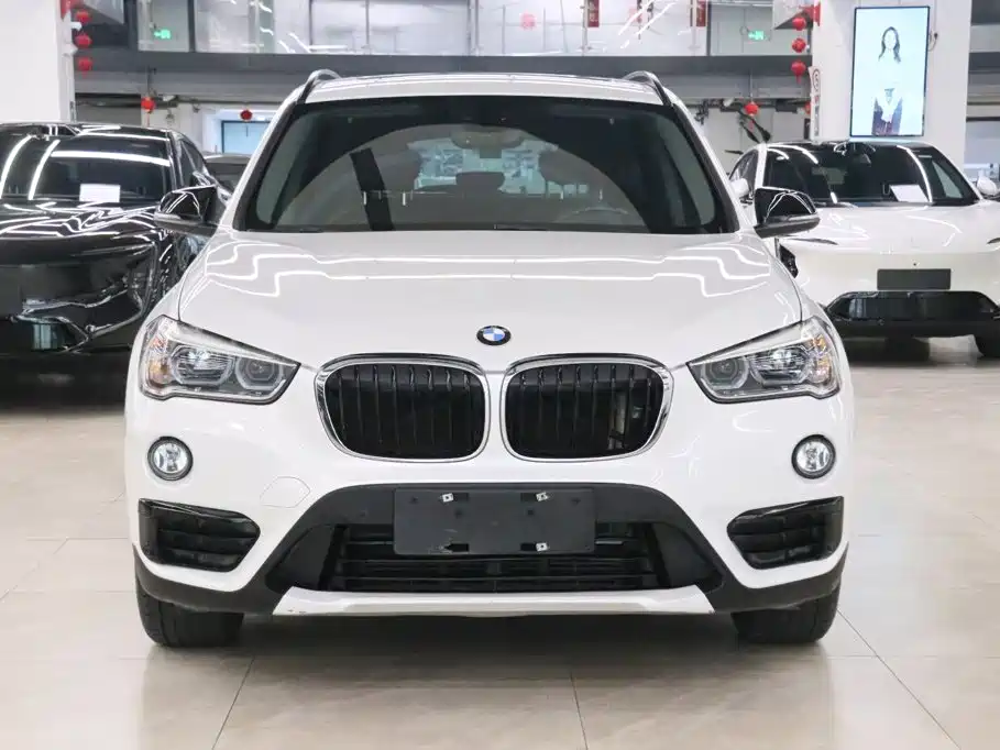 BMW X1 2016 sDrive18Li luxury model купить на сайте DeffCars