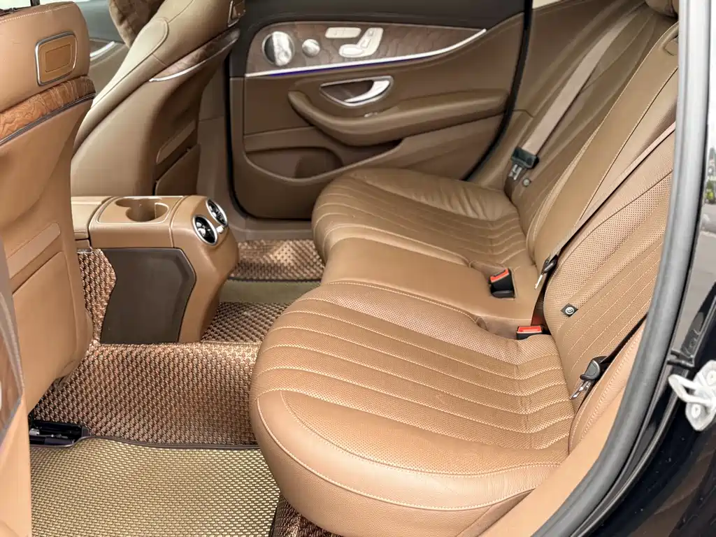 Mercedes-Benz E-Class 2020 Facelift E 300 L Special Edition купить на сайте DeffCars