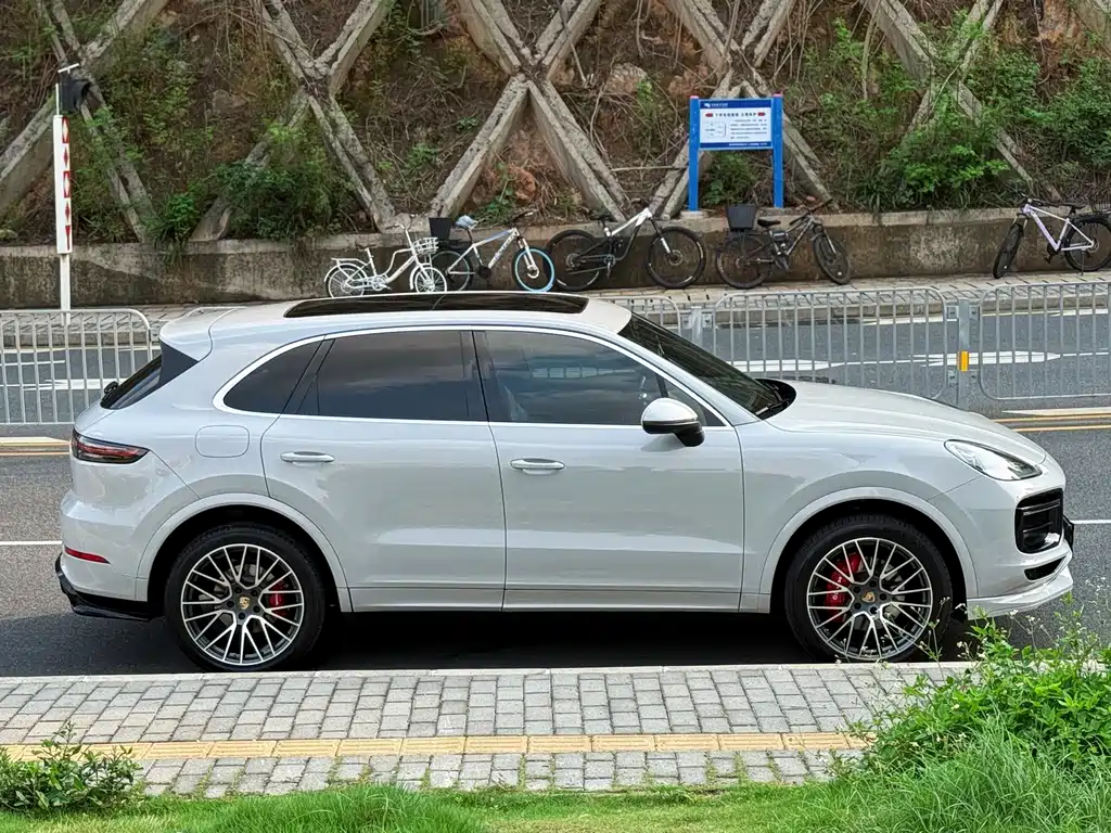 Cayenne 2023 Cayenne 3.0T купить на сайте DeffCars