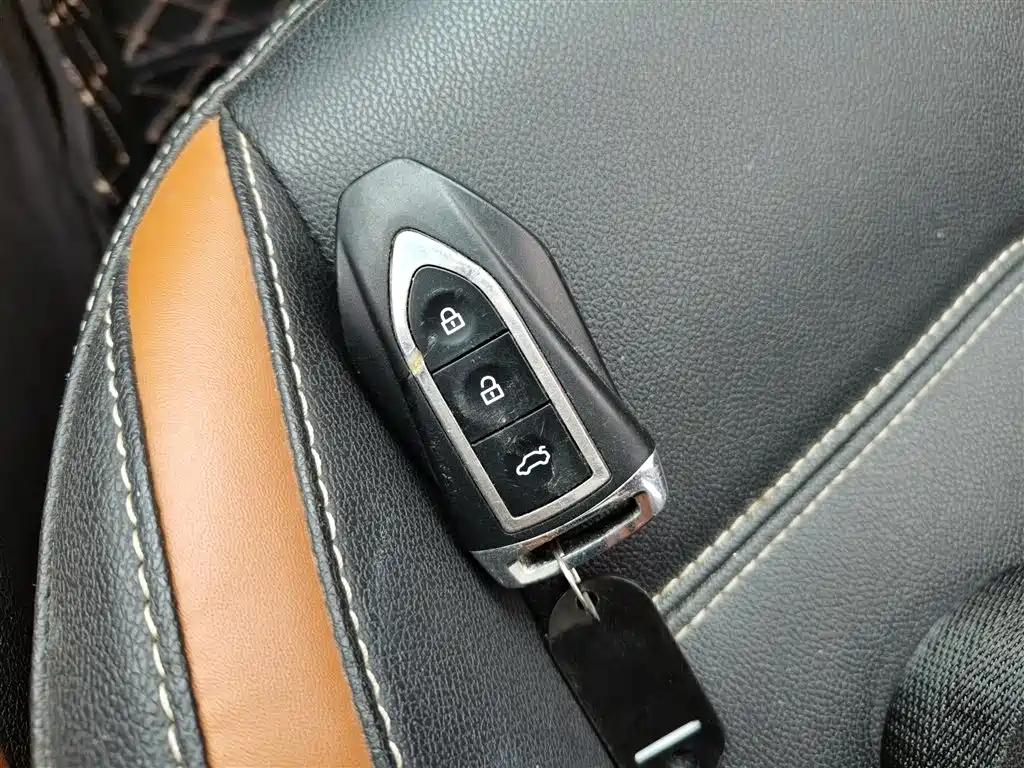 Zotye T300 2017 1.5L Manual Exclusive Type купить на сайте DeffCars