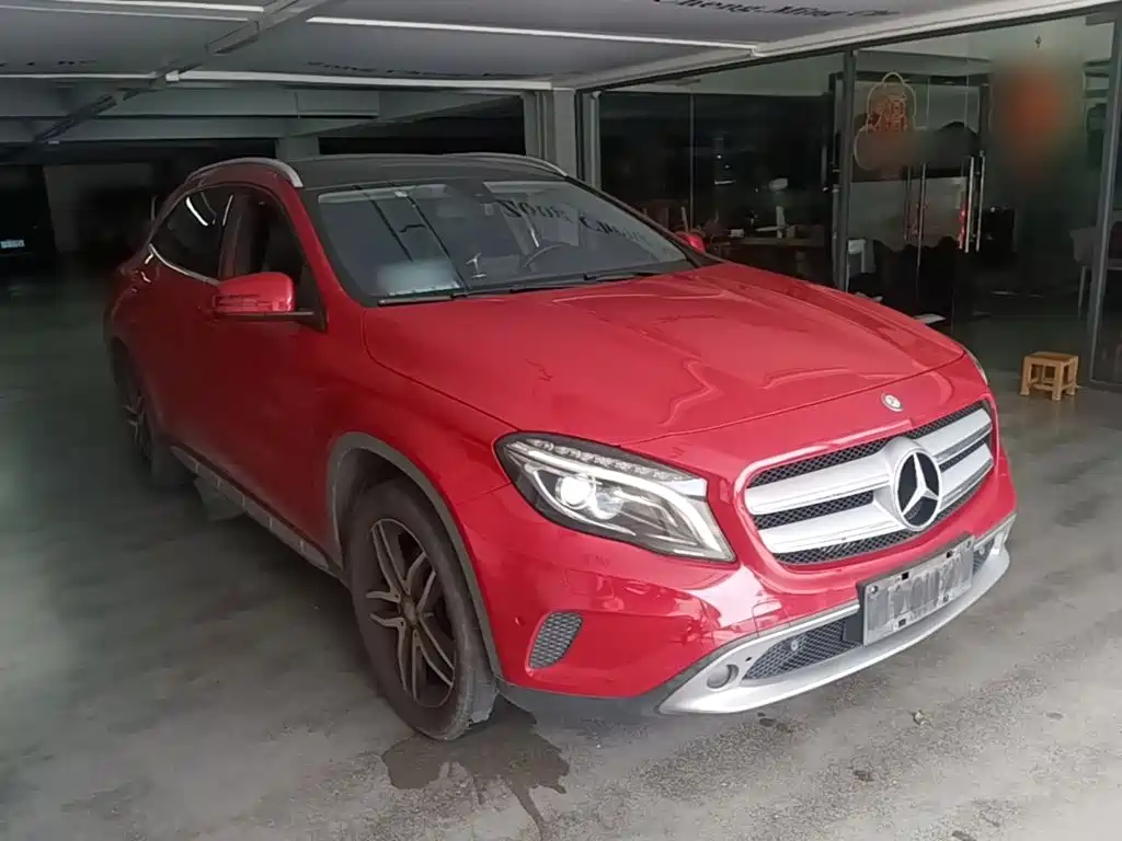 Mercedes-Benz GLA 2016 GLA 200 Fashion Model купить на сайте DeffCars