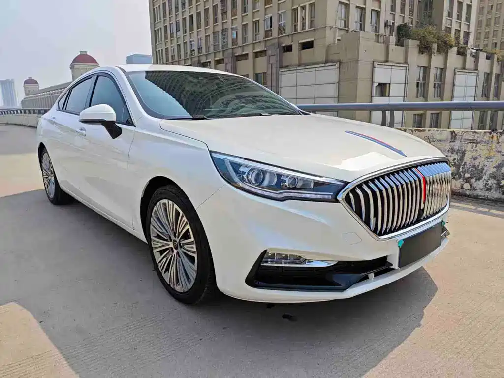 Hongqi H5 2022 Classic 1.8T Automatic Intelligent Connected Flag Rhyme Edition купить на сайте DeffCars