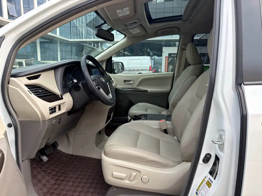 SIENNA 2015 3.5L 2WD L купить на сайте DeffCars