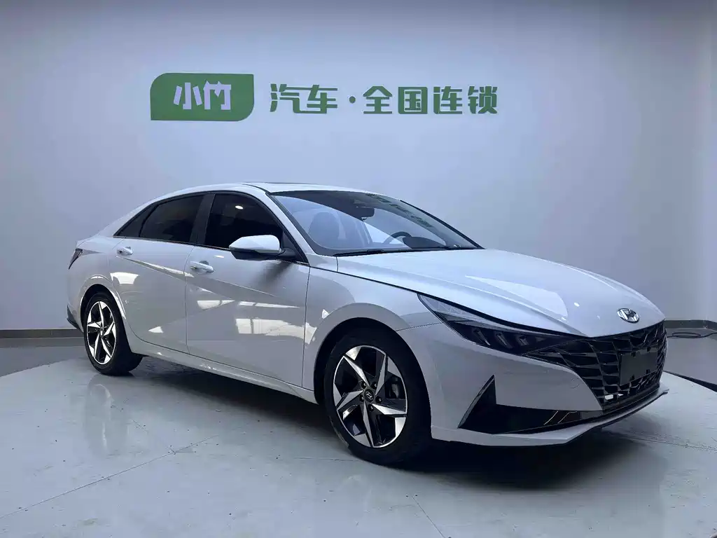 Elantra 2022 1.5L CVT LUX Premium Edition купить на сайте DeffCars