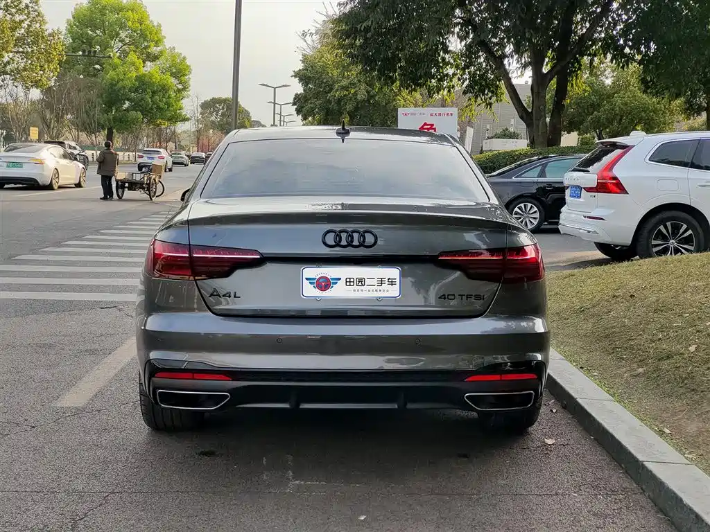 Audi A4L 2024 40 TFSI luxury and dynamic model купить на сайте DeffCars