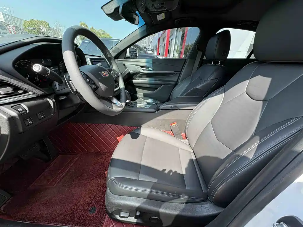 Cadillac CT4 2020 28T Fashion Model купить на сайте DeffCars