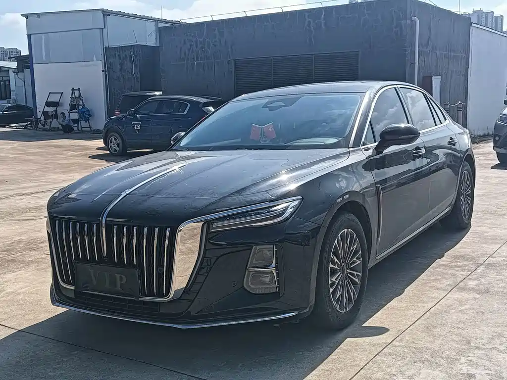 Hongqi H5 2023 2.0T Automatic Zhilianqichang Edition купить на сайте DeffCars