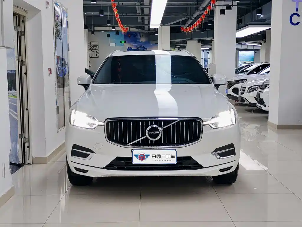 Volvo XC60 2021 T5 four-wheel drive Zhiyi Luxury Edition купить на сайте DeffCars