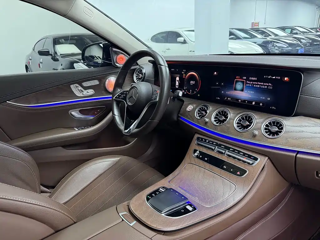 Mercedes-Benz E-Class 2022 E 300 L Luxury Model купить на сайте DeffCars