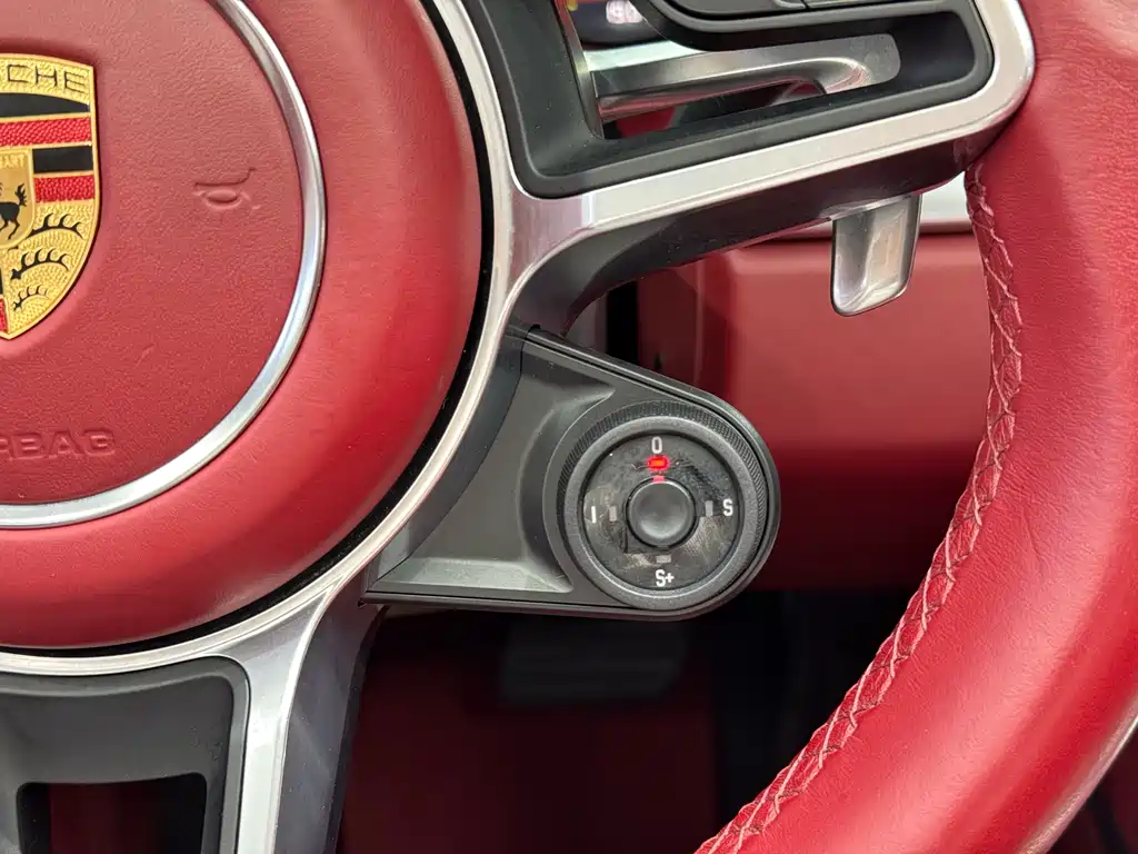 Porsche 718 2022 Boxster 2.0T купить на сайте DeffCars