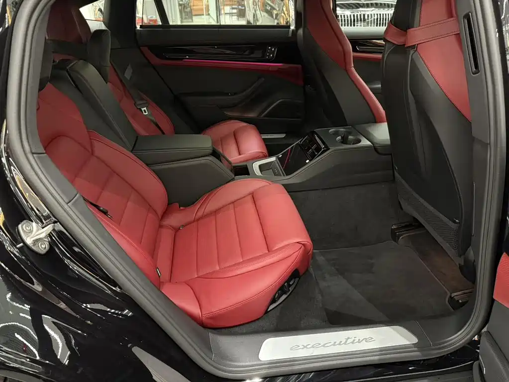 Panamera 2026 Panamera 4 Executive Extended Edition 2.9T купить на сайте DeffCars