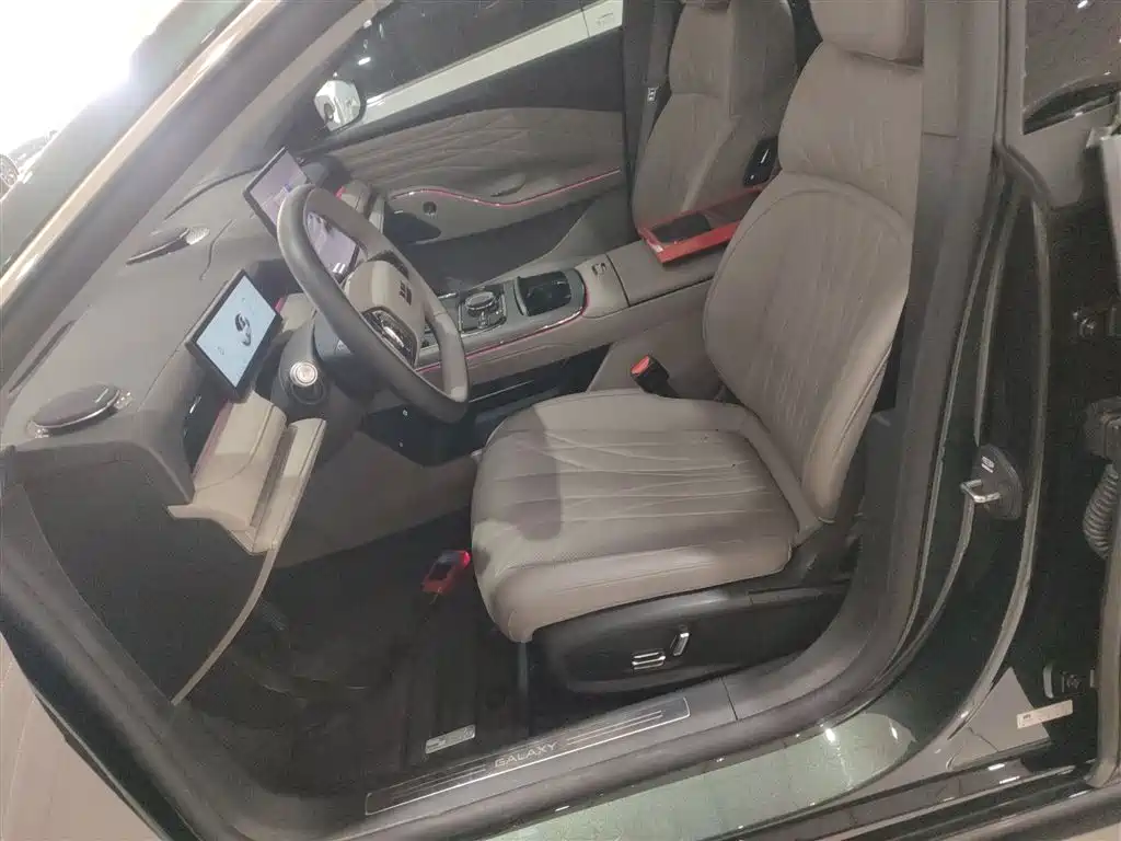 Galaxy Star 8 2025 130km EM-i Exclusive Edition купить на сайте DeffCars