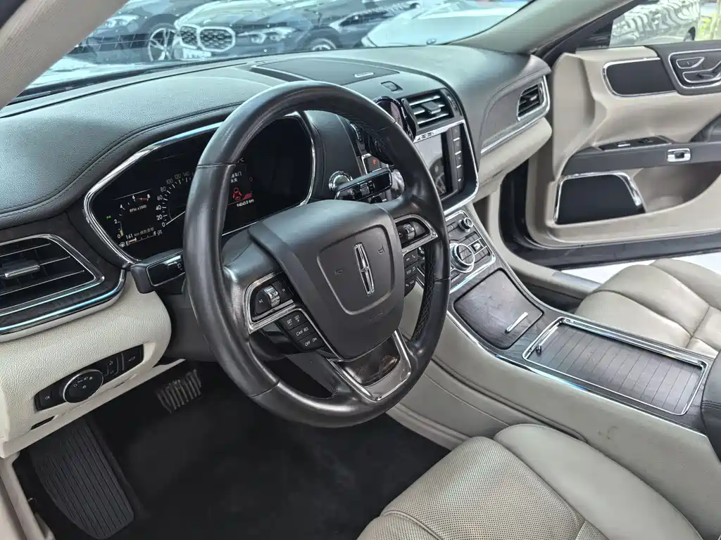 Lincoln Continental 2018 2.0T Two-wheel drive Exclusive Edition купить на сайте DeffCars