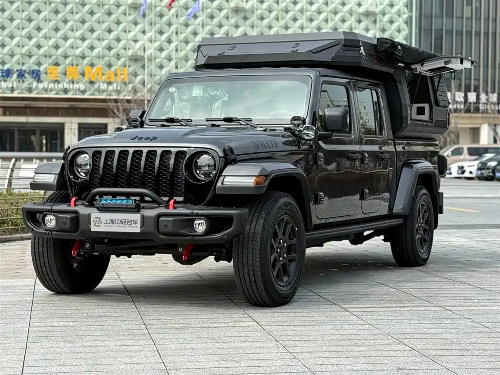 Gladiator 2023 3.6L Overland купить на сайте DeffCars