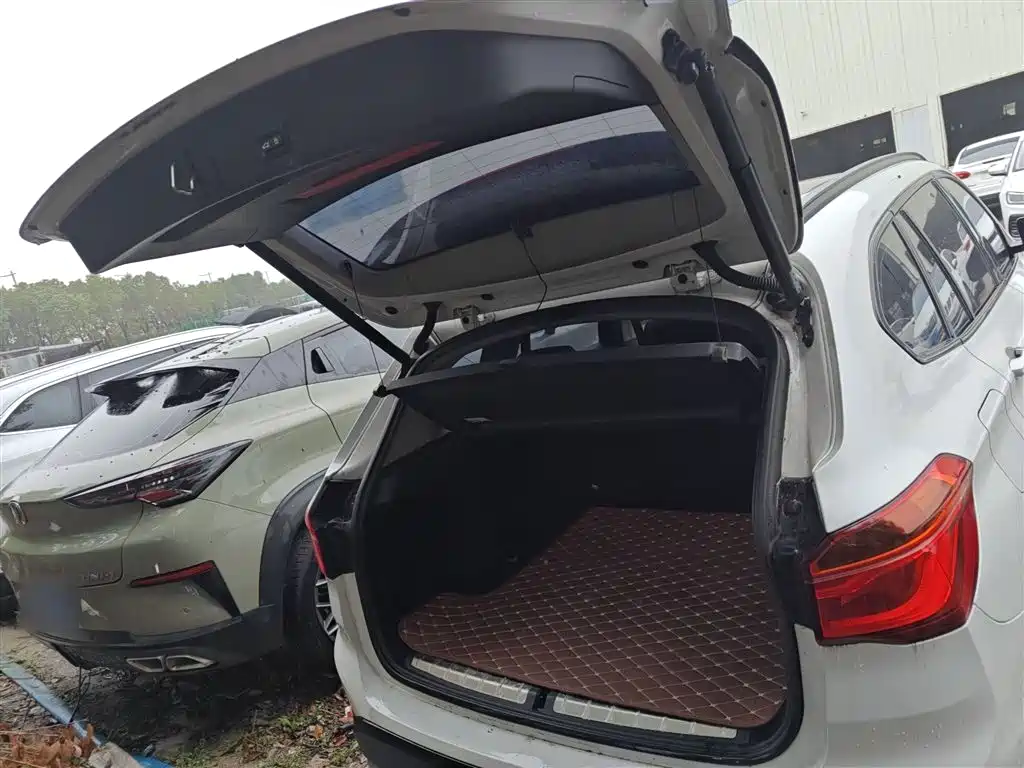 BMW X1 2016 sDrive20Li luxury model купить на сайте DeffCars