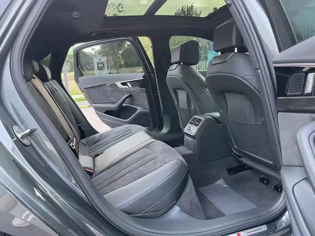 Audi A4L 2025 model 2 million Yuexiang version 45 TFSI quattro premium dynamic model купить на сайте DeffCars