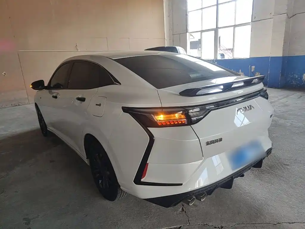 Yixuan 2023 1.5L automatic Honor Edition купить на сайте DeffCars