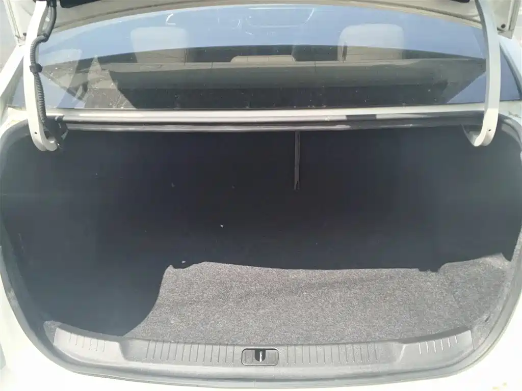 Yinglang 2019 15T dual-clutch interconnected elite model National VI купить на сайте DeffCars