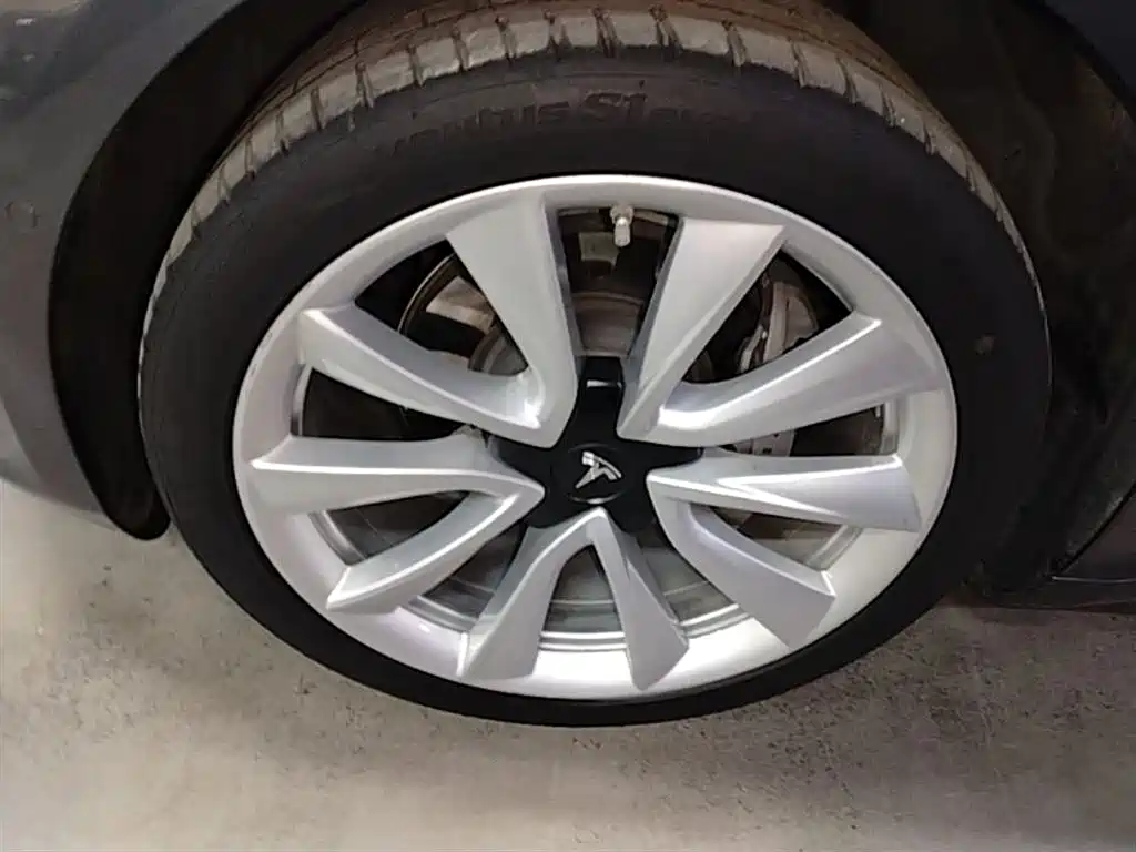 Model 3 2019 standard range rear drive upgraded version купить на сайте DeffCars