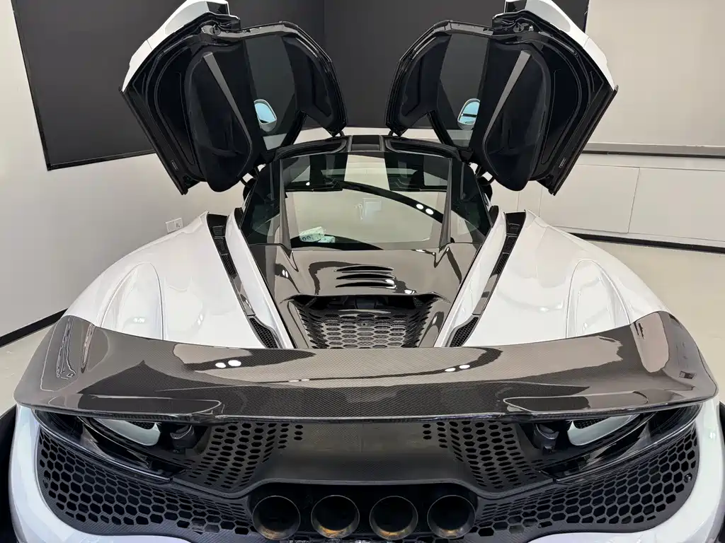 McLaren 720S 2019 4.0T Coupe купить на сайте DeffCars