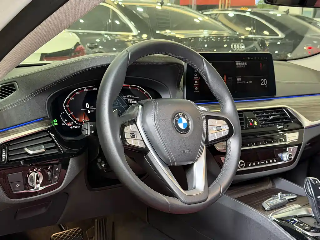 BMW 5 Series 2021 530Li Leading Luxury Package купить на сайте DeffCars