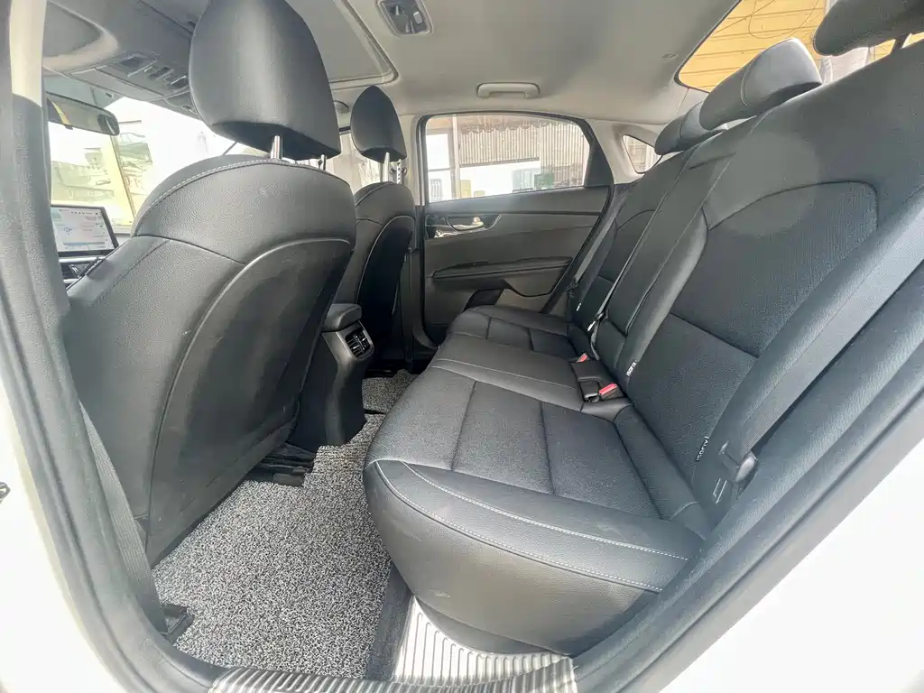 Kia K3 2020 1.5L CVT Fashion Edition купить на сайте DeffCars