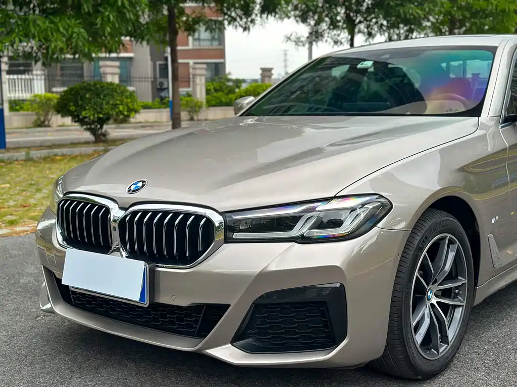 BMW 5 Series 2021 525Li M Sports Package купить на сайте DeffCars