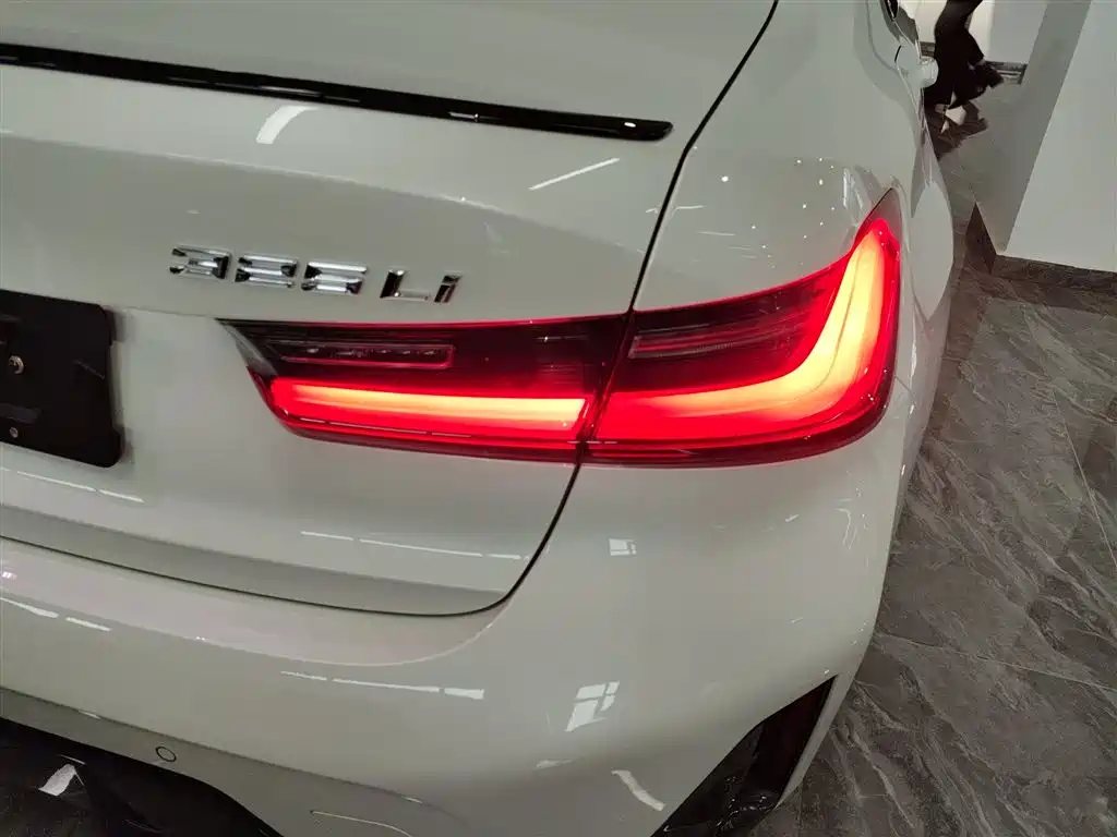 BMW 3 Series 2024 325Li M Sports Night Package купить на сайте DeffCars