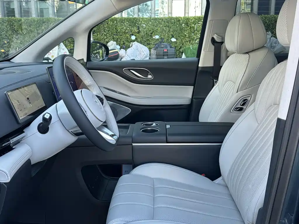 Lantu Dreamer 2025 PHEV four-wheel drive flagship Kunpeng version купить на сайте DeffCars