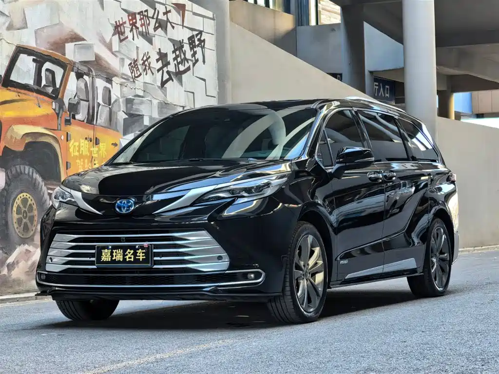 SIENNA 2023 2.5L Hybrid Platinum Edition купить на сайте DeffCars