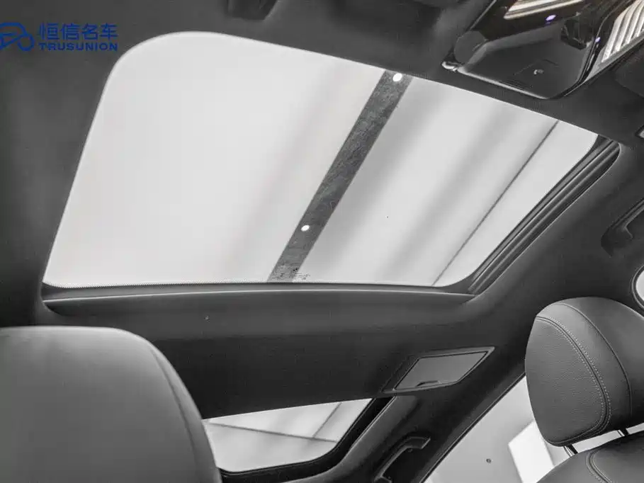BMW 5 Series 2020 530Li Leading M Sports Package купить на сайте DeffCars