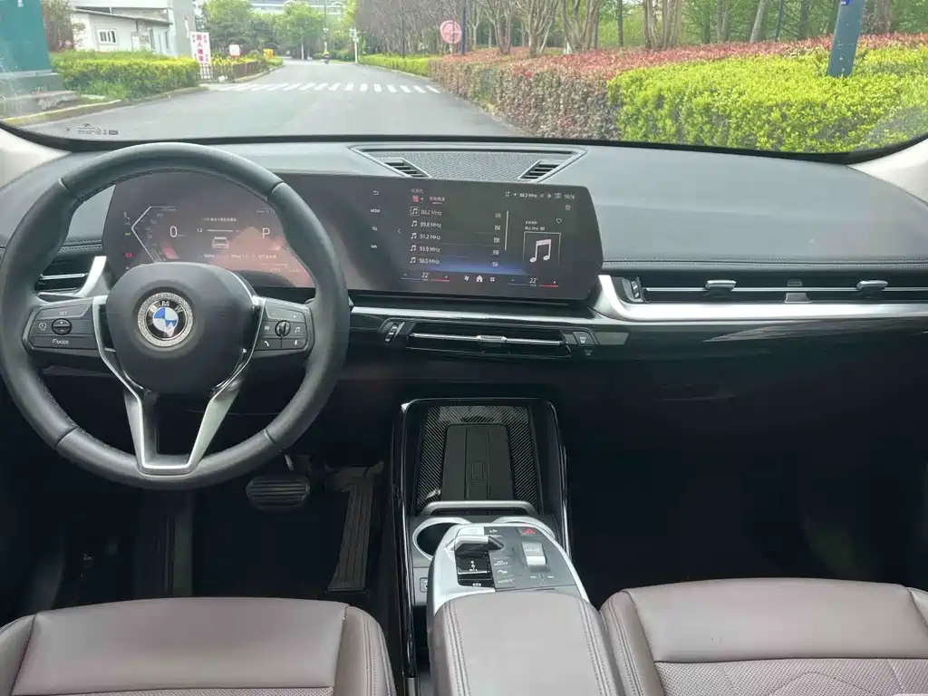 BMW X1 2024 sDrive25Li X Design Package купить на сайте DeffCars