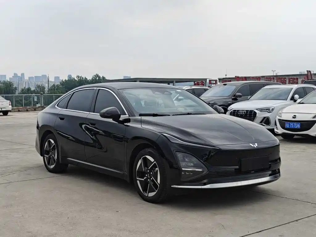 Wuling Starlight 2025 610km smart flagship model купить на сайте DeffCars